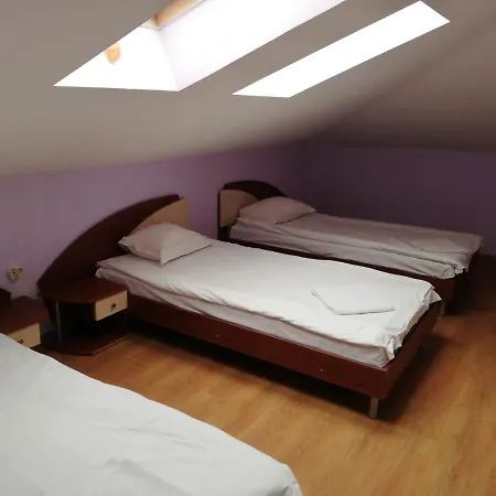 Hotel Bar & Guests Ela