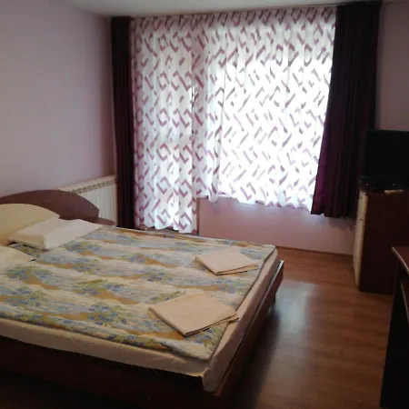 Bar & Guests Ela Hotel