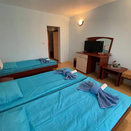 Bar & Guests Ela Hotel Bliznatsi