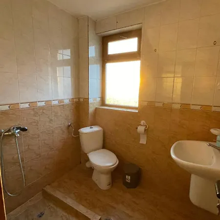 Bar & Guests Ela Hotel Bliznatsi