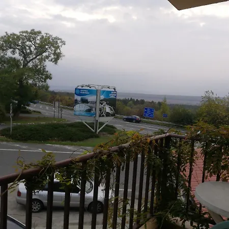 Bar & Guests Ela Hotel *